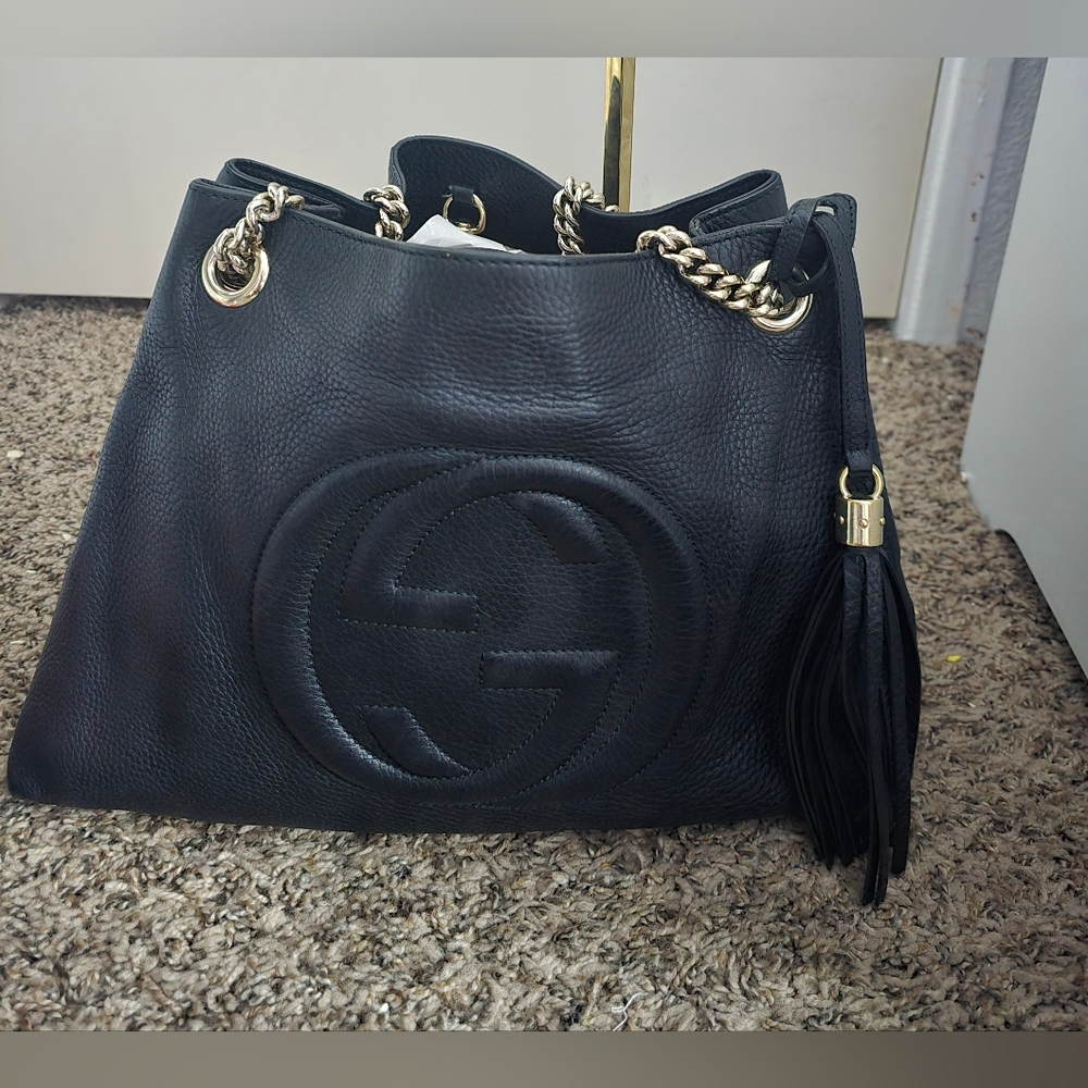 Gucci Soho GG Pebbled Leather Medium Tote W/ Silver Chain (GOOD)(COA)(READ)✨️🖤 - Picture 8 of 16